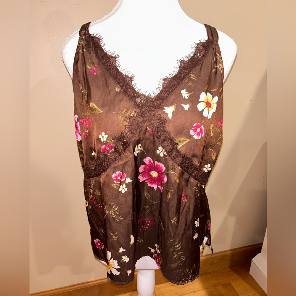 Old Navy Women’s Tank Top Lace Blouse SIZE XL